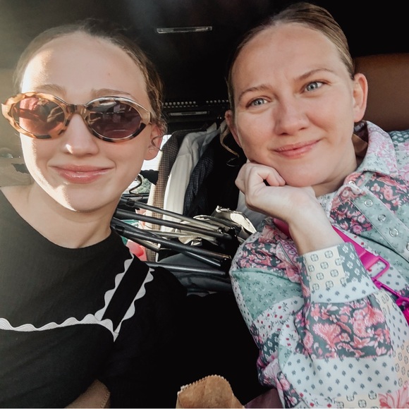 C a i t l y n • L e v e r k u h n - Picture 10 of 16